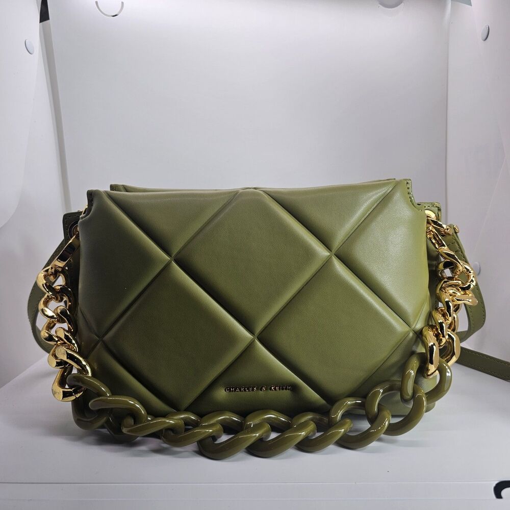 CHARLES & KEITH Green Quilted Small Crossbody Gold Chain Detachable Strap